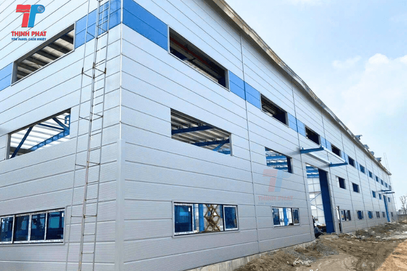 Tấm Panel Thay Thế Tường Gạch Cho Nhà Xưởng