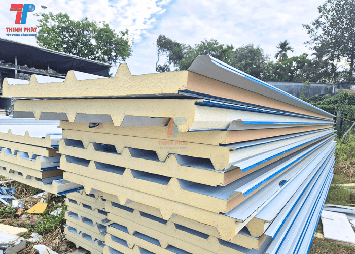 bao-gia-ton-panel-mai-pu-moi-nhat