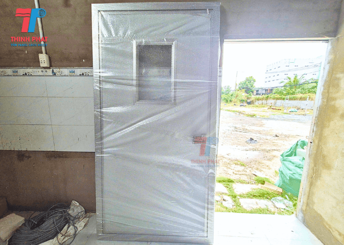 cau-tao-chi-tiet-ve-san-pham-cua-1-canh-panel