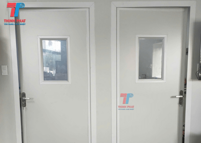 cua-di-1-canh-panel-2