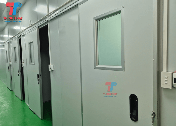 cua-di-1-canh-panel-3