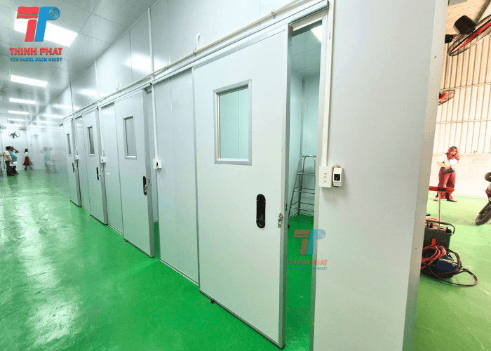 cua-di-1-canh-panel-9