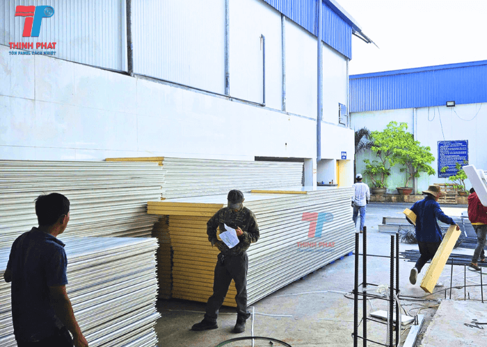 cua-hang-ban-panel-6