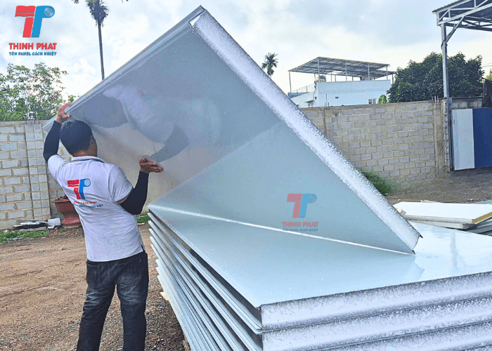 cua-hang-ban-panel-8