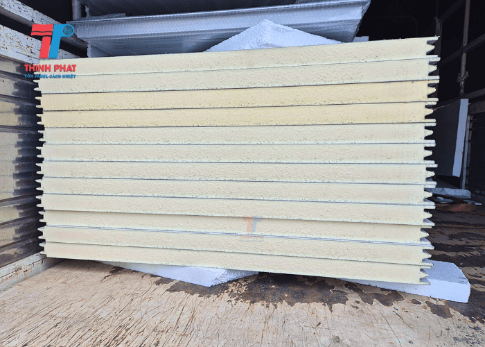 dia-chi-cung-cap-panel-pu-cach-nhiet-uy-tin-gia-re