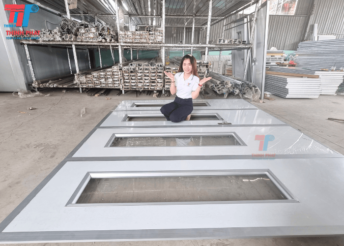 gia-cua-panel-2026-8