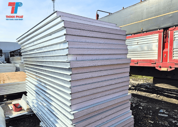 gia-panel-eps-thang-3-2