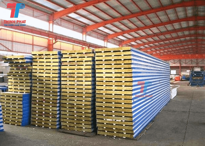 gia-panel-mai-rockwool-11