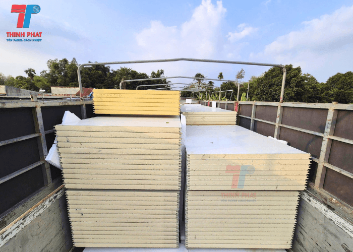 gia-tam-panel-thang-4-5