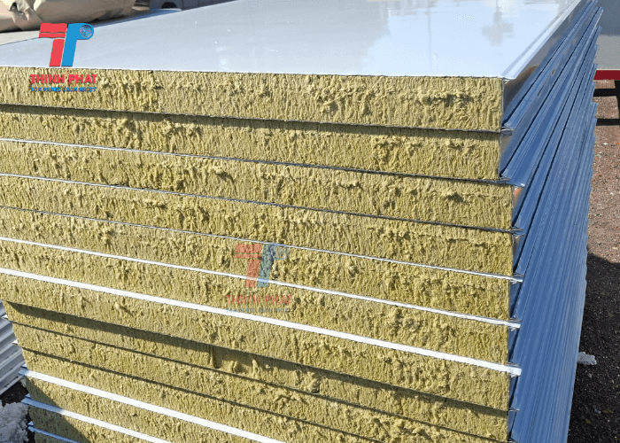 gia-tam-panel-ton-xop-4
