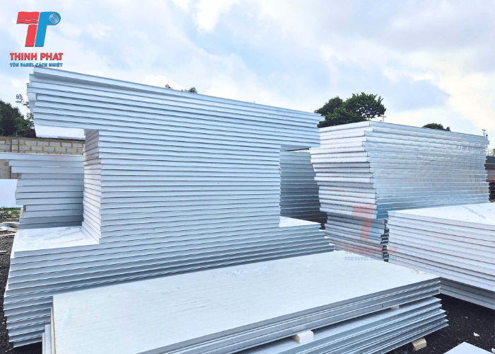 gia-ton-panel-cach-nhiet-7