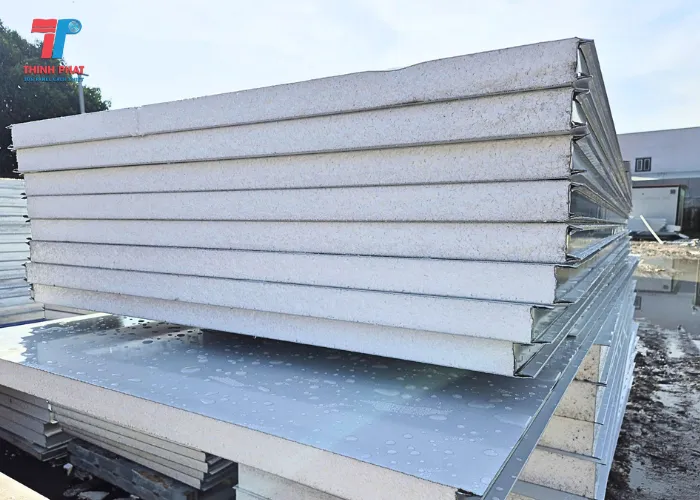 Nên Chọn Độ Dày Panel EPS Làm Vách Phòng Sạch Bao Nhiêu?