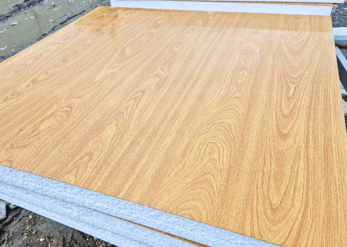 panel eps vân gỗ 50mm cho nhà ở