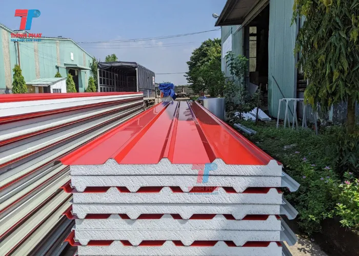 panel mái eps màu đỏ