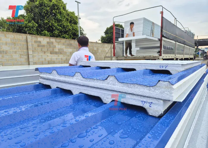panel mái eps tại thịnh phát