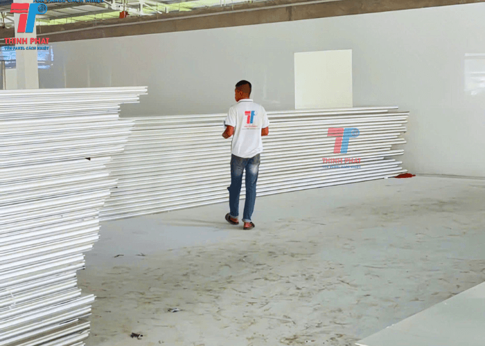 panel-pu-vach-100mm-9