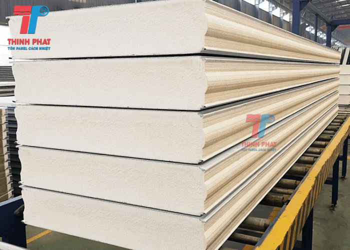 panel-pu-vach-150mm-1