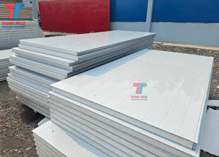 panel-xop-cach-nhiet-2