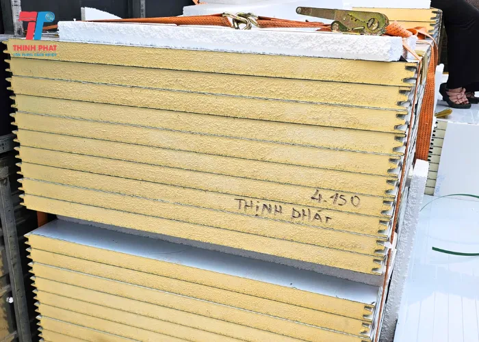 pu-sandwich-panel-7