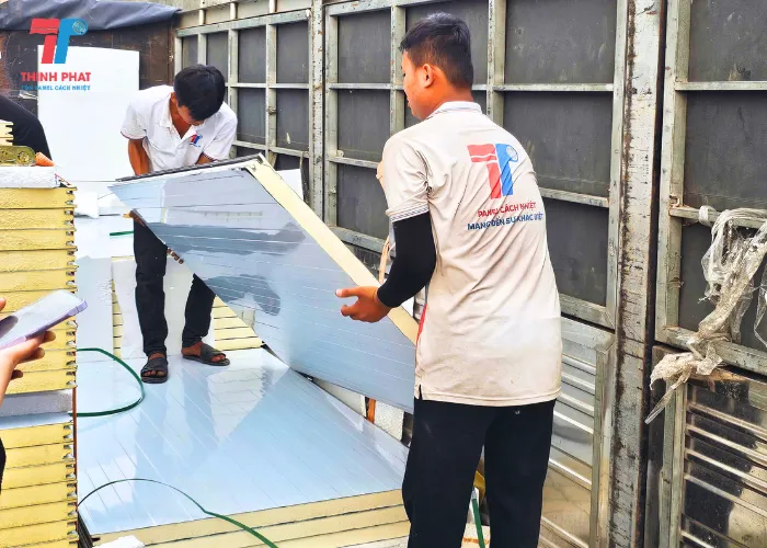 pu-sandwich-panel-9