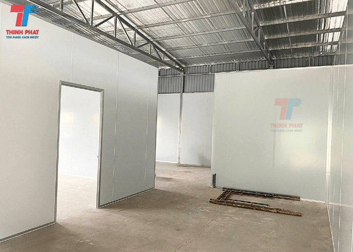 so-sanh-panel-pu-va-eps-4