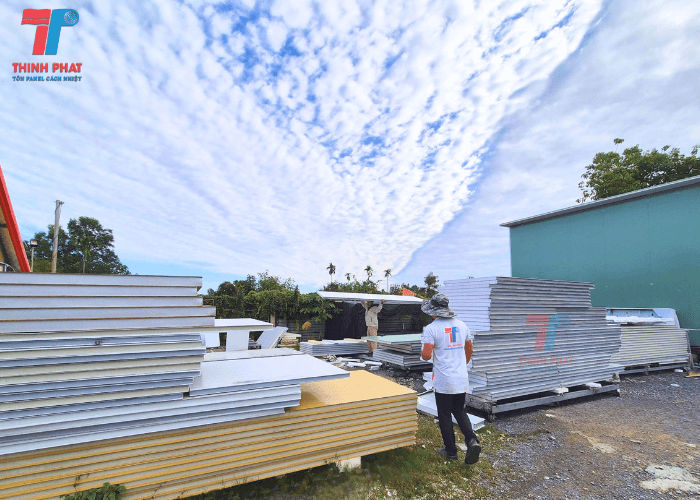 so-sanh-panel-pu-va-eps-6