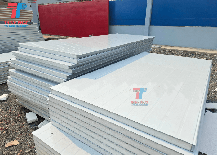 tam-panel-dung-vach-3