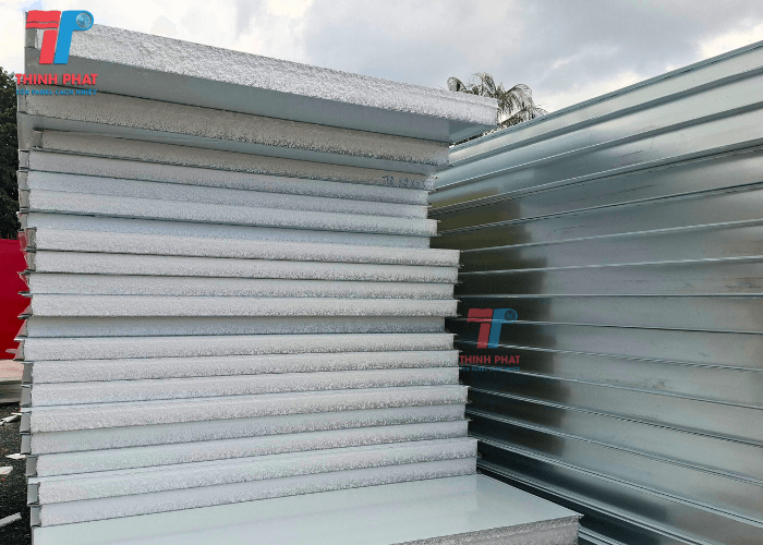 tam-panel-gia-bao-nhieu-10