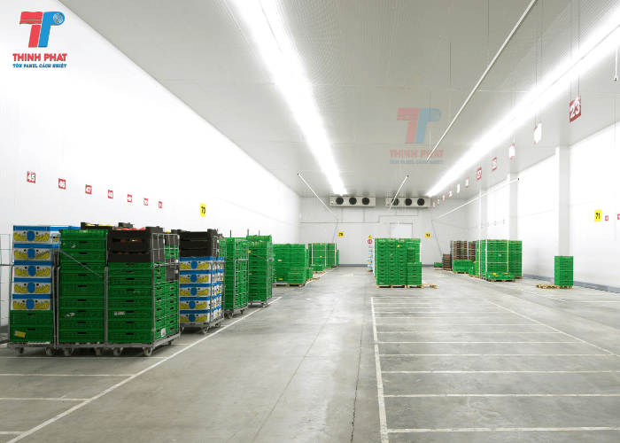 tam-panel-kho-lanh-6