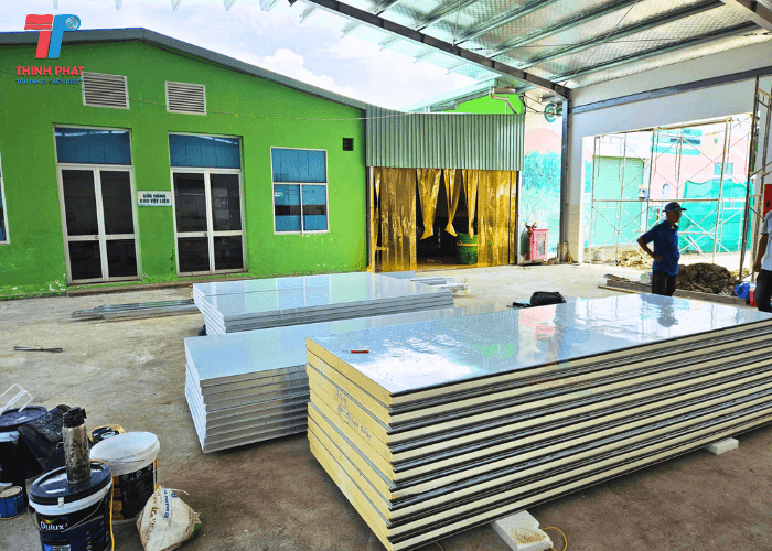 tam-panel-kho-lanh-7