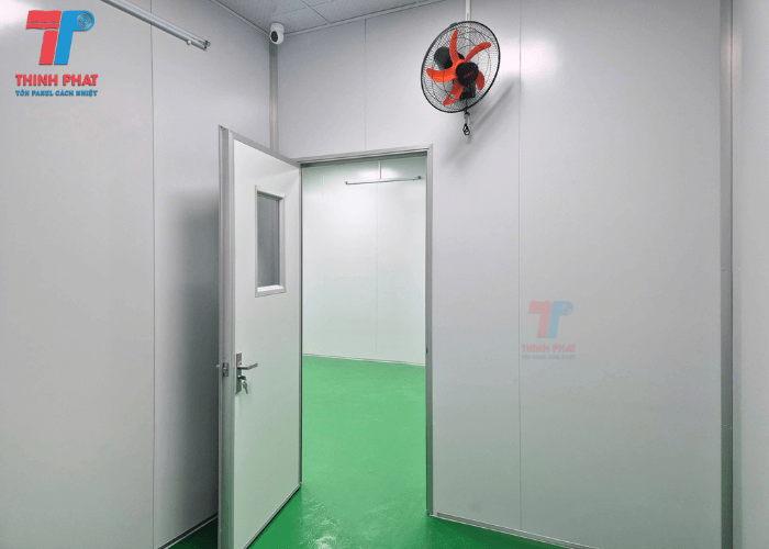 tam-panel-phong-sach-9