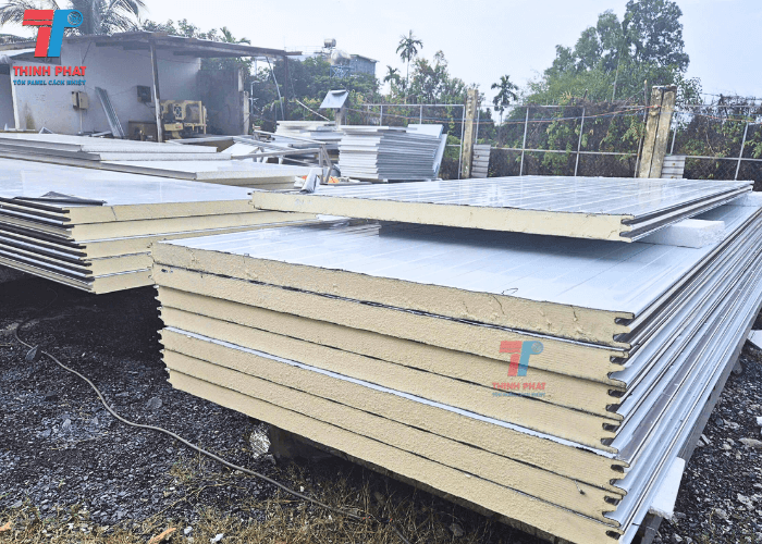 tam-vach-ngan-panel-2