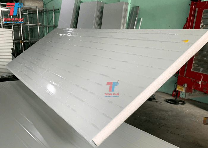 tam-vach-ngan-panel-3