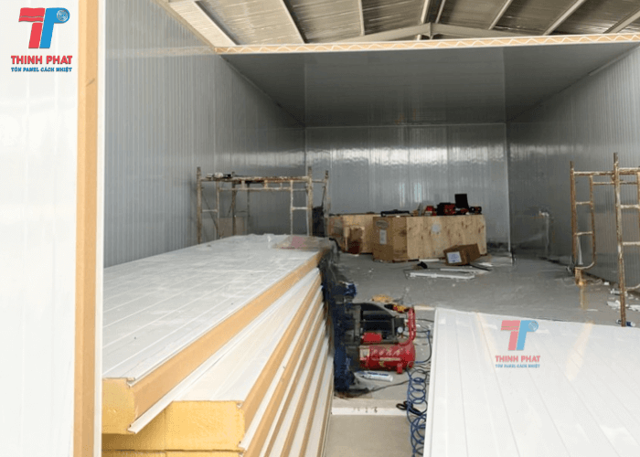 tam-vach-ngan-panel-5