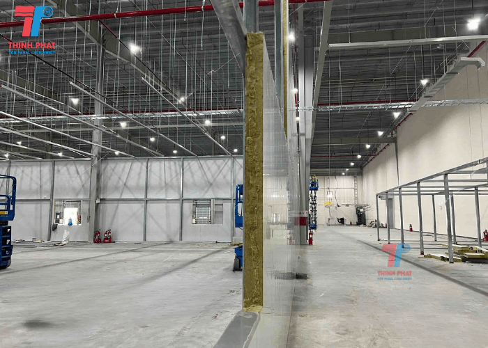 tam-vach-ngan-panel-6