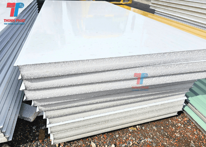 thi-cong-tam-panel-1