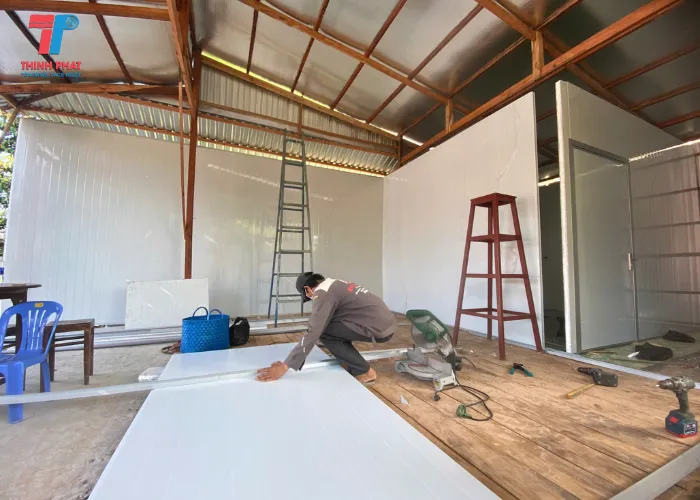 Thi Công Vách Panel Nhà Xưởng Nên Chọn Loại Nào Theo Từng Nhu Cầu