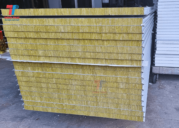 tieu-chi-lua-chon-tam-panel-rockwool-cach-nhiet--chat-luong