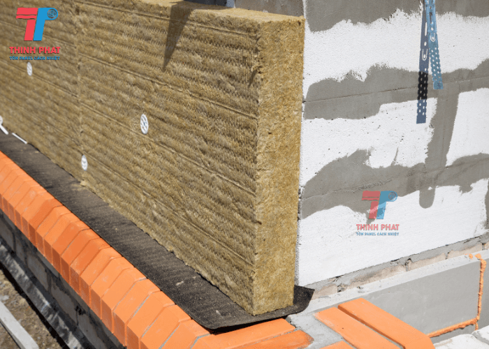 ton-vach-rockwool-3-lop-1