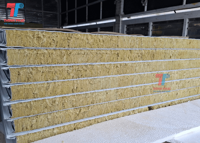 ton-vach-rockwool-3-lop-4