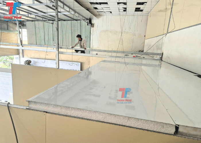 tran-cach-nhiet-eps-4