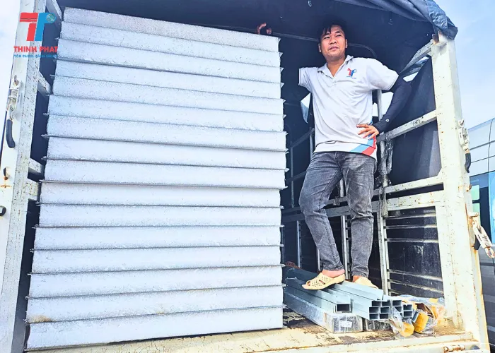 tran-panel-eps-7