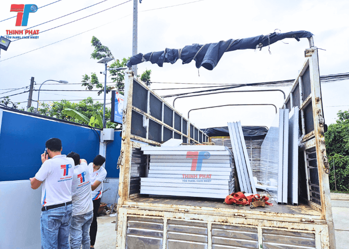 tuong-cach-nhiet-panel-7