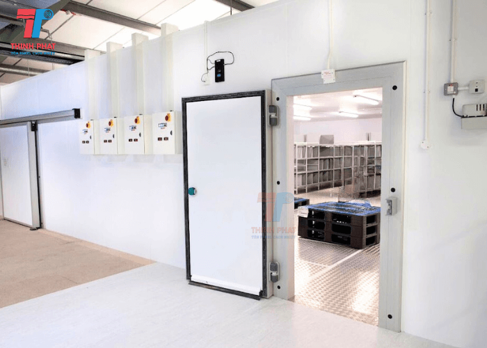 ung-dung-cua-panel-8