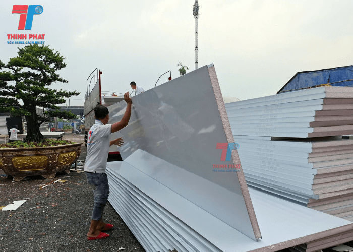 vach-ngan-panel-EPS-10
