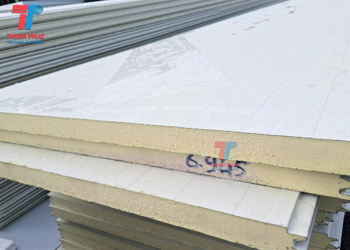 vach-ngan-panel-pu-2