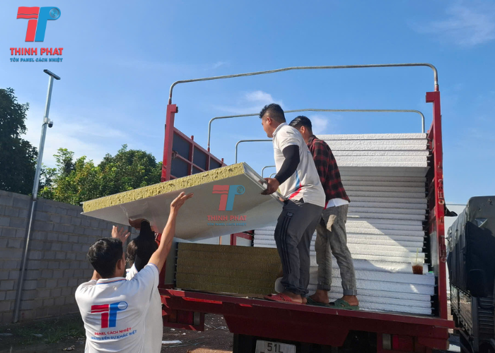 vach-ngan-panel-rockwool-9
