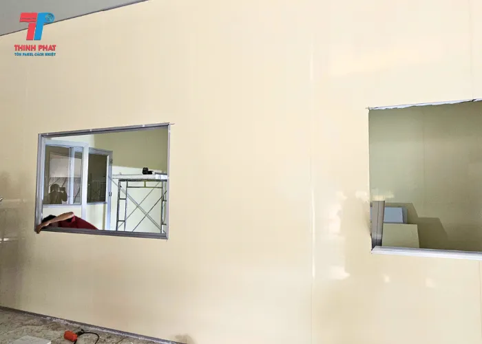 Những yếu tố ảnh hưởng tới giá của tấm vách panel cách âm