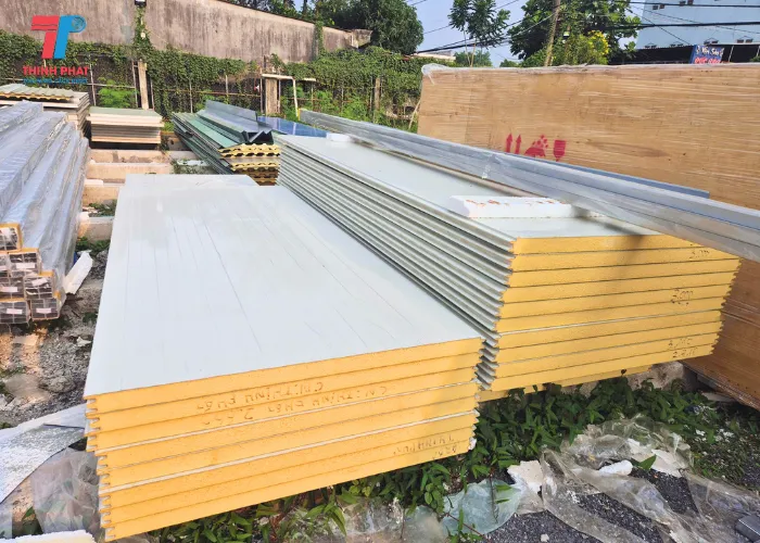 Ưu nhược điểm của tấm vách panel chống nóng pu