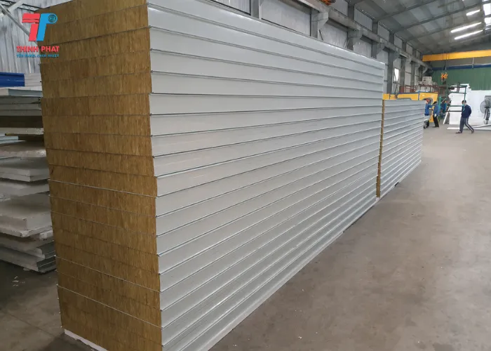 Cách Bảo Quản Và Sử Dụng Vách Panel Rockwool 100mm Bền Lâu